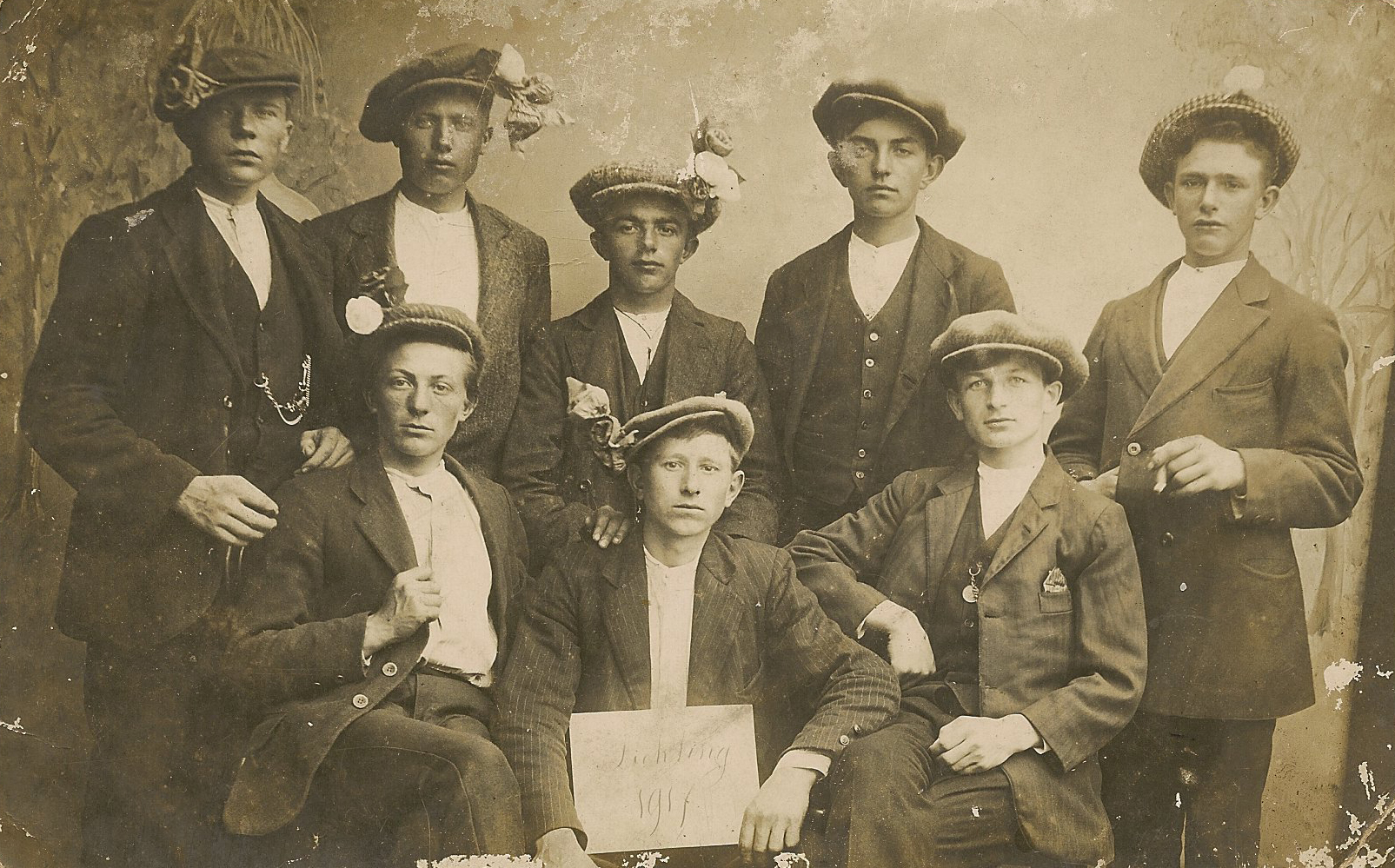 gerrit maring met lichting 1917 about 1917.
achterste rij 2e van links: Gerrit Maring.